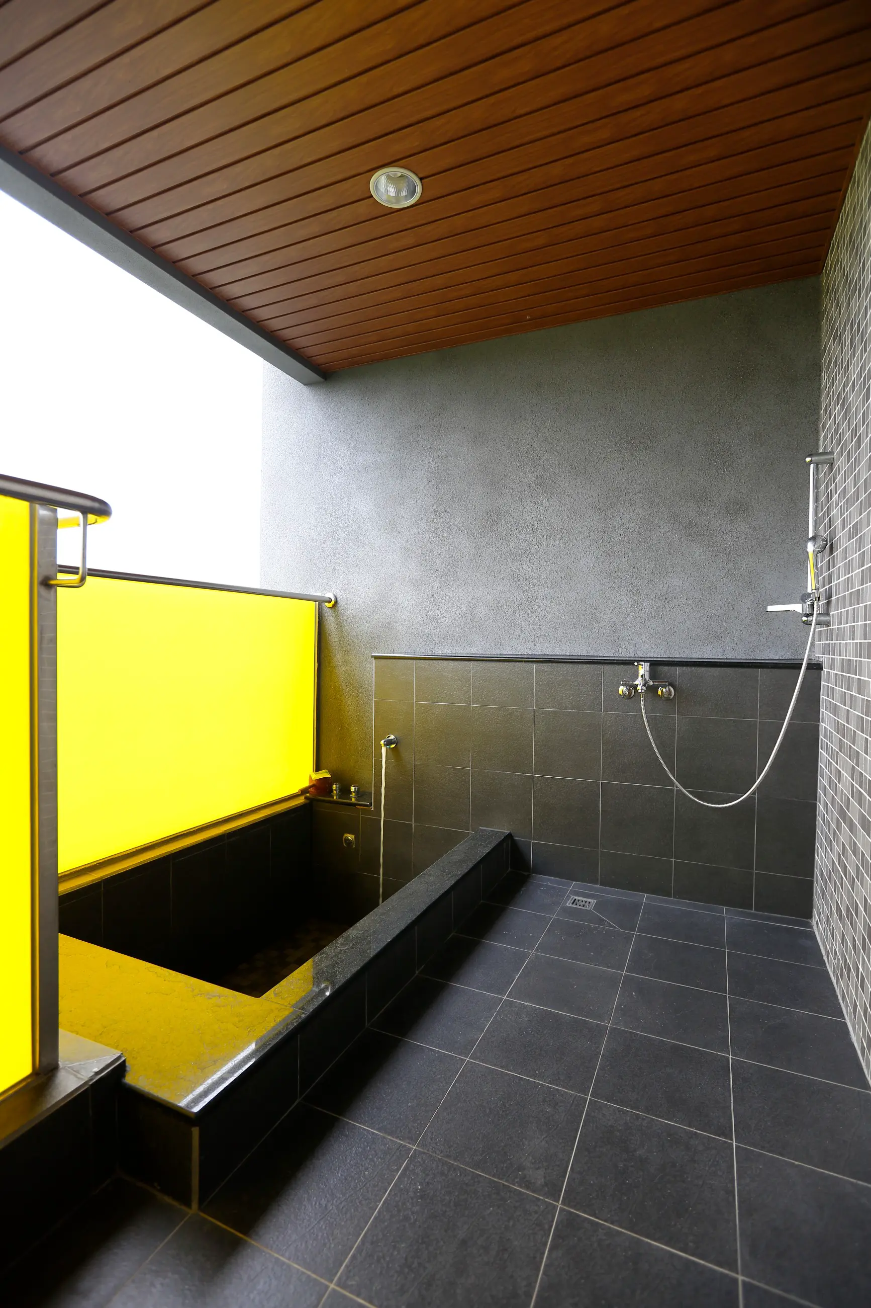 溫馨家庭房(四人)